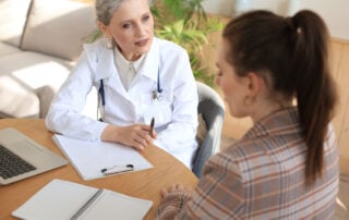 apthorp-pharmacy-Personalized-Hormone-Therapy-Compounding-Solutions-For-Womens-Health