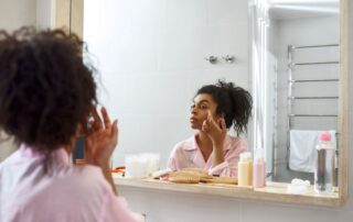 apthorp-pharmacy-Skin-Cycling-101-How-To-Structure-Your-Active-Ingredients-Without-Irritation